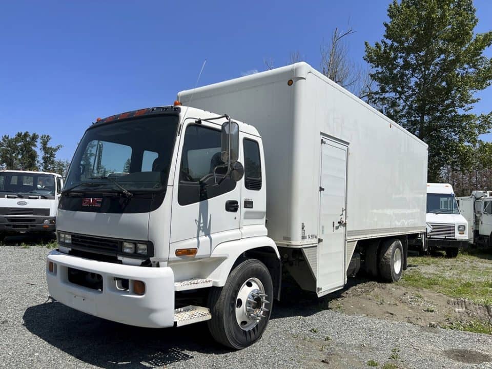 2006-GMC-T7500-For-Sale-in-BC-3